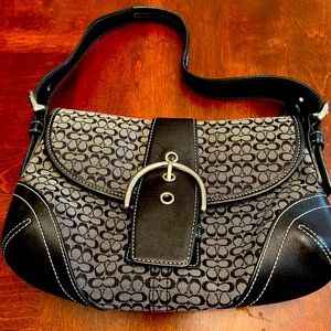 Vintage Authentic Coach Hobo Signature Black